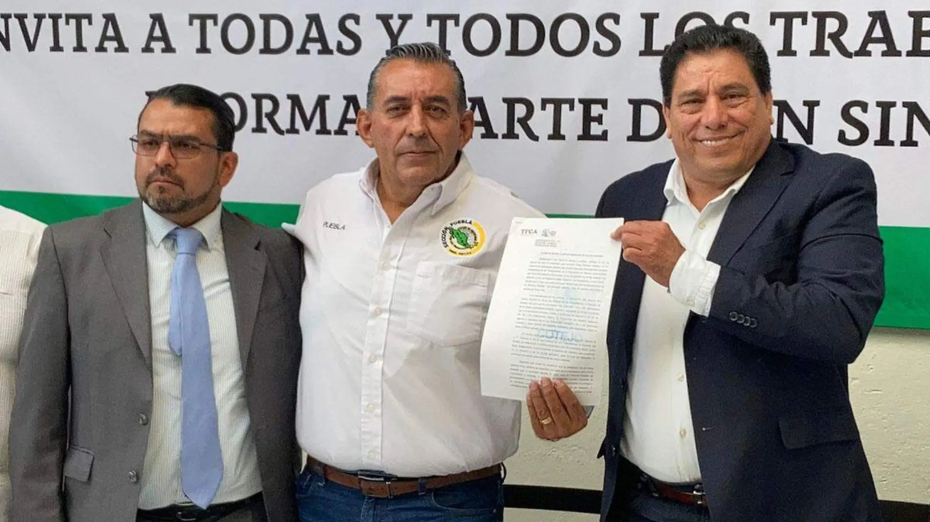 Crean un nuevo sindicato de la educación en Puebla